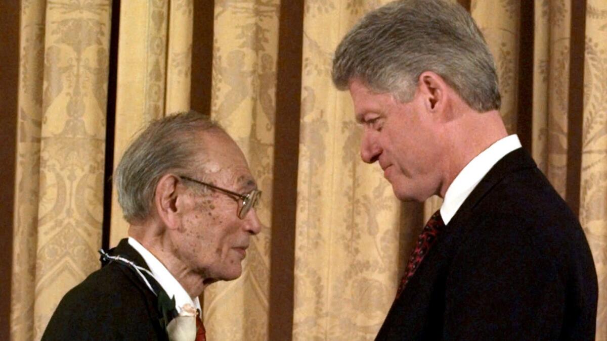 President Clinton presents Fred Korematsu with the Presidential Medal of Freedom in 1998.