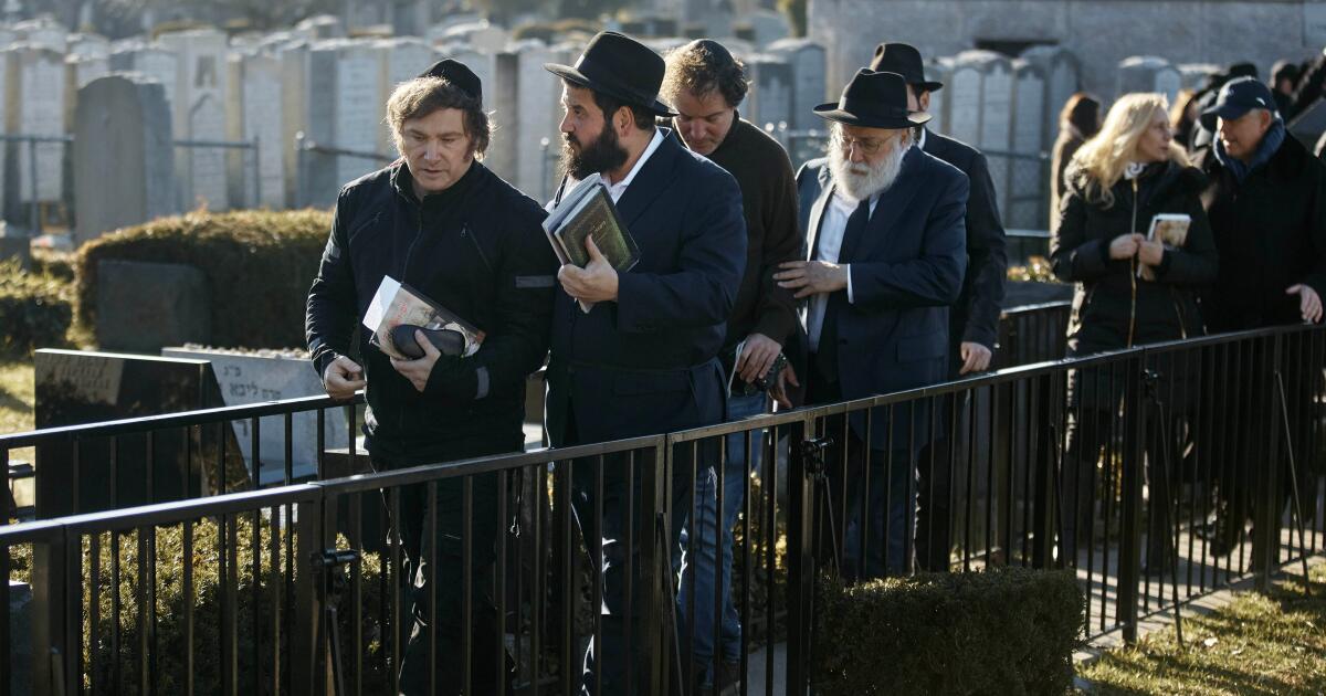 In Catholic Argentina, the incoming president has a rabbi -- and likes talking about it In Catholic Argentina, the incoming president has a rabbi -- and likes talking about it