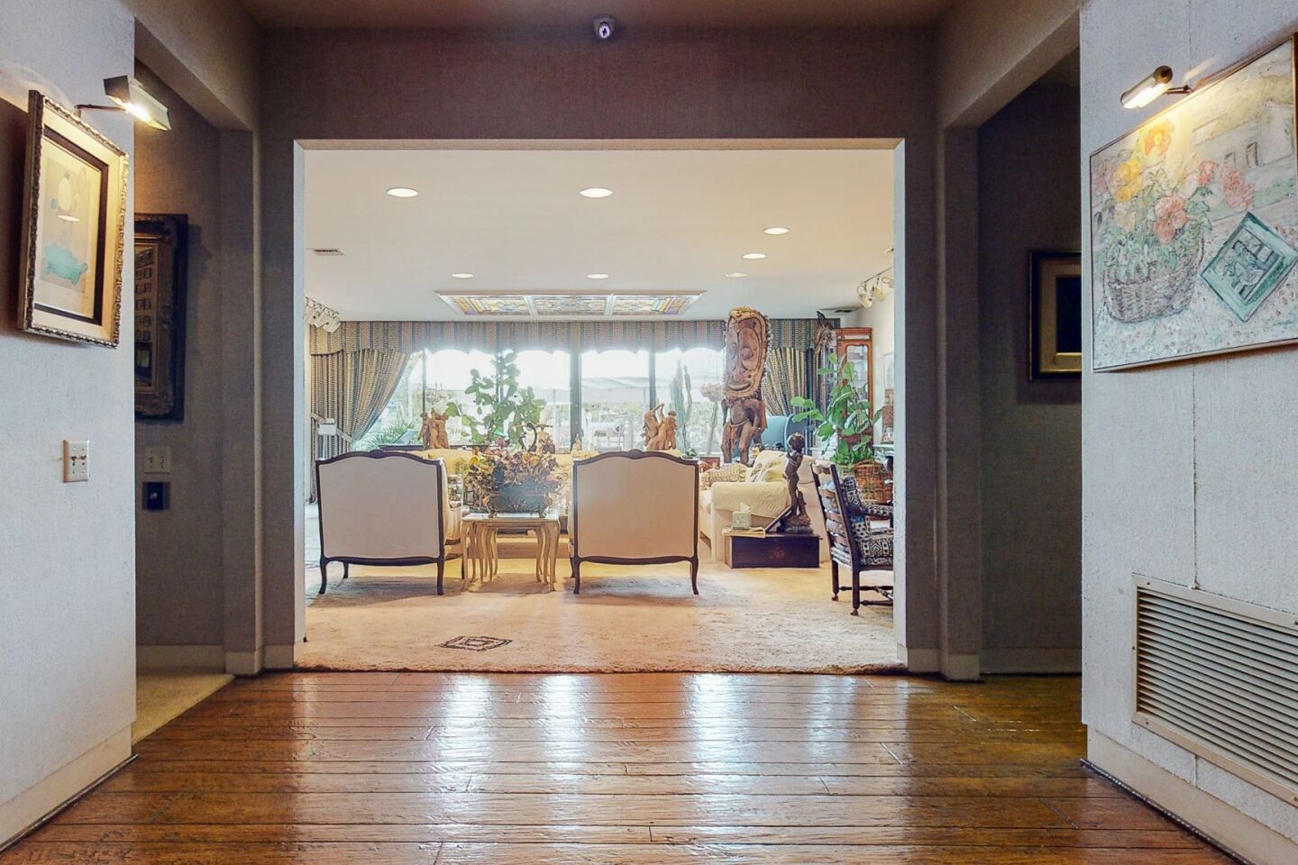 The hardwood floors.
