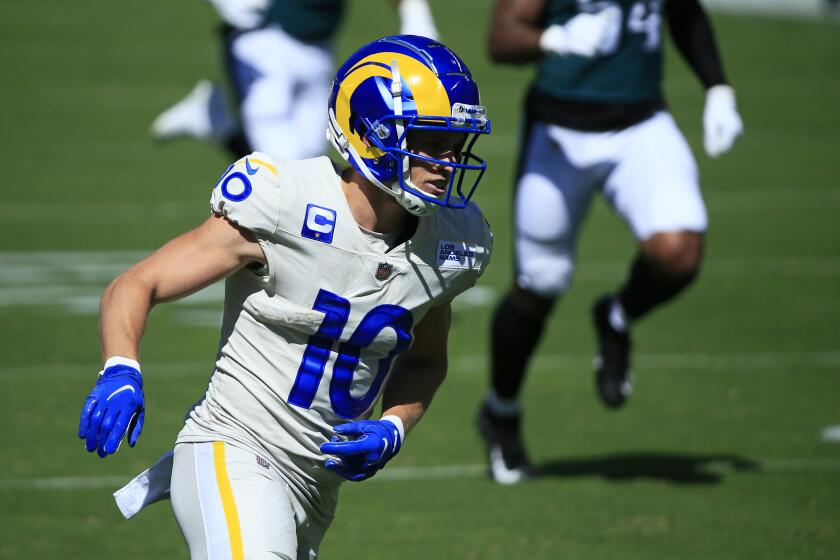 Rams wide receiver Cooper Kupp (10) runs  against the Philadelphia Eagles in 2020.