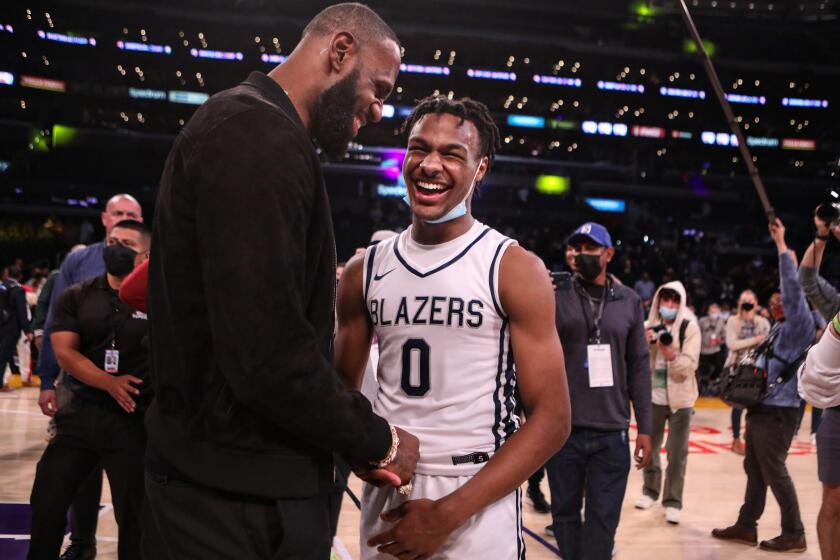 Daughters of former NBA players Gilbert Arenas, Zach Randolph set to make  high school basketball debuts for California powerhouse Sierra Canyon