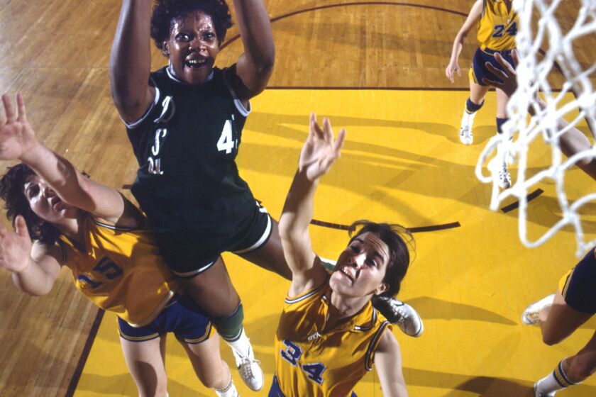 College Basketball: AIAW Final: Delta State Lusia Harris (45) in action, layup vs LSU at Williams Arena. DSU won the tournament and Harris was the MVP of the tournament. Minneapolis, MN 3/26/1977 CREDIT: John G. Zimmerman (Photo by John G. Zimmerman /Sports Illustrated/Getty Images)