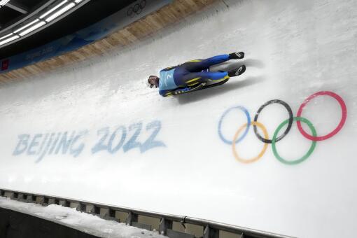 Shaun White finishes Olympic career with fourth-place finish