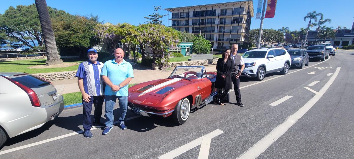 Keith Wahl, Greggory Park, Lauren Lockhart and Michael Dorvillier with the 1963 Corvette that won the 2023 Pratte Award.