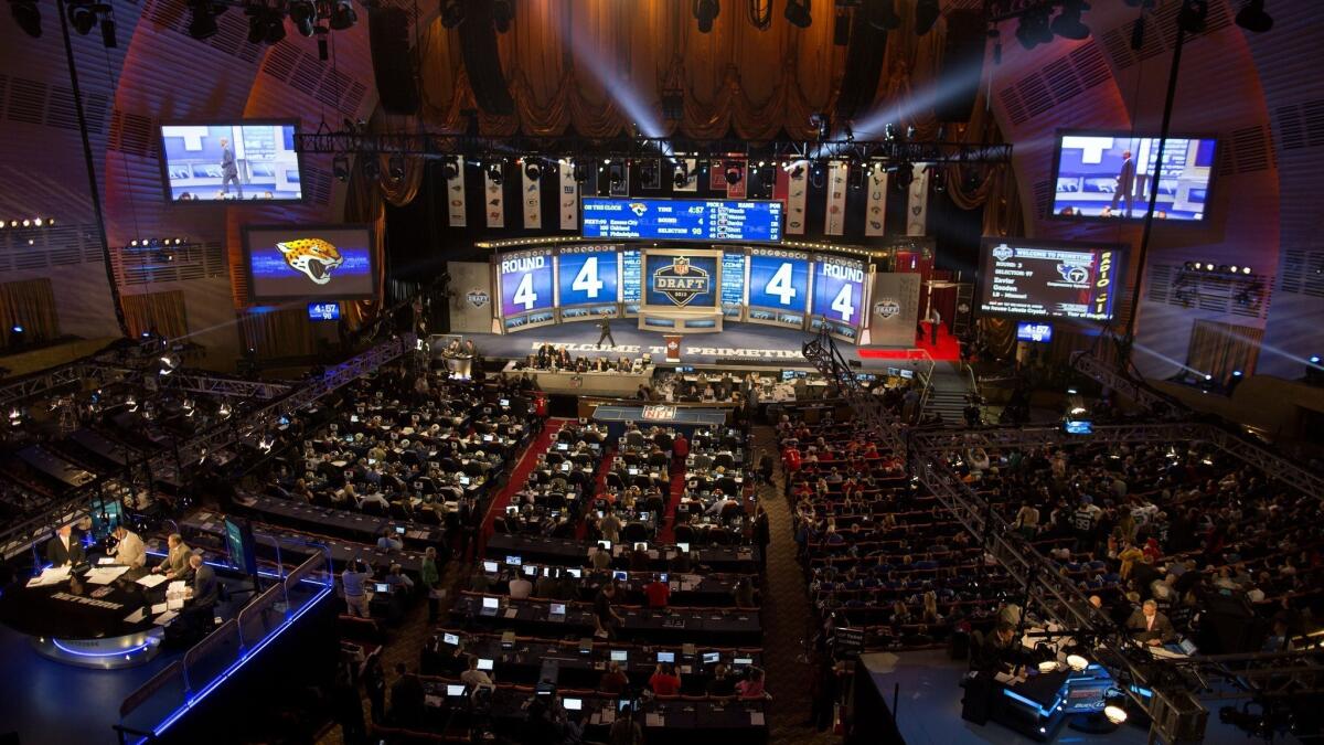 NFL moves back 2014 draft by two weeks - Los Angeles Times