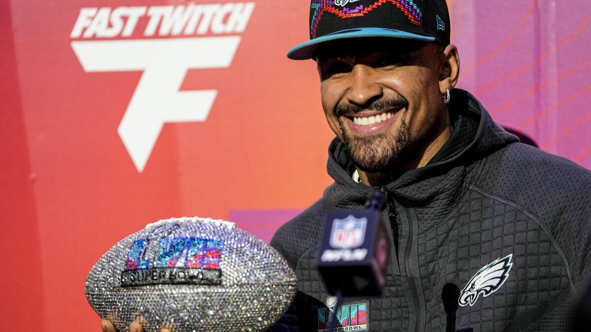 How Jalen Hurts found a moment of solitude in Eagles' Super Bowl run