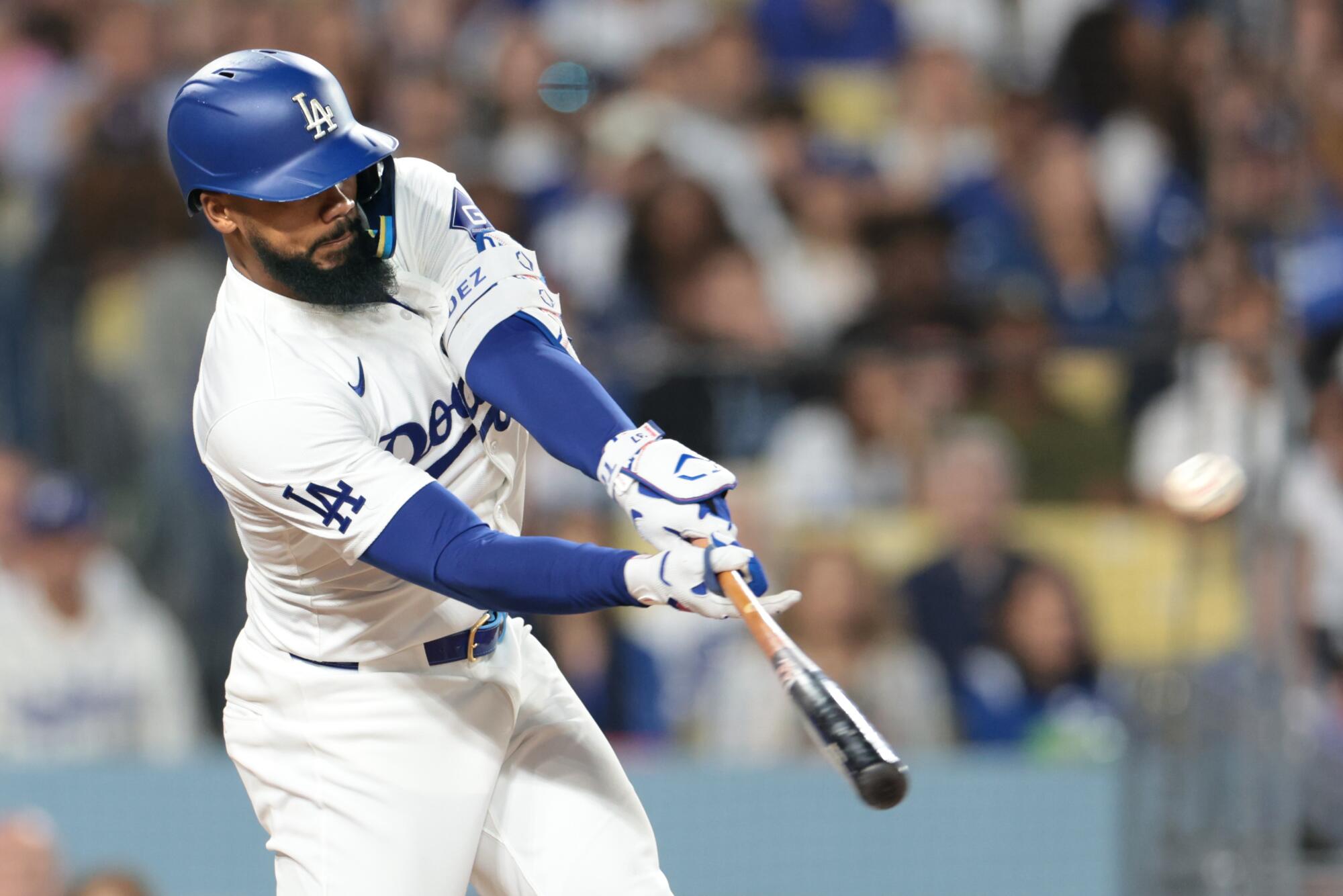 Teoscar Hernández, 11 Haziran'da Texas Rangers'a karşı iki sayılık bir home run yaptı.
