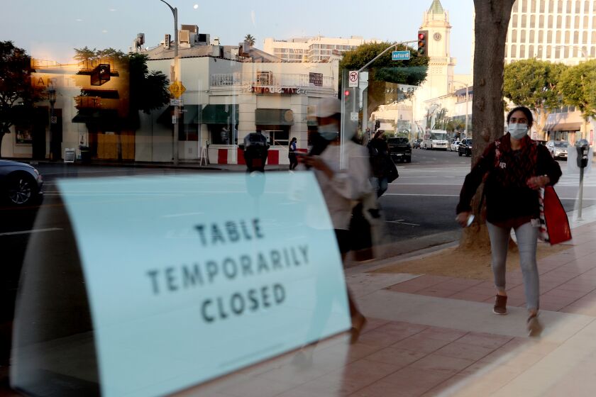 LOS ANGELES, CA. - NOV. 23, 2020. Westwood is a virtual ghost town ahead of a county ban on all outdoor dining that takes effect on Wednesday, Nov. 25, 2020. (Luis Sinco/Los Angeles Times)
