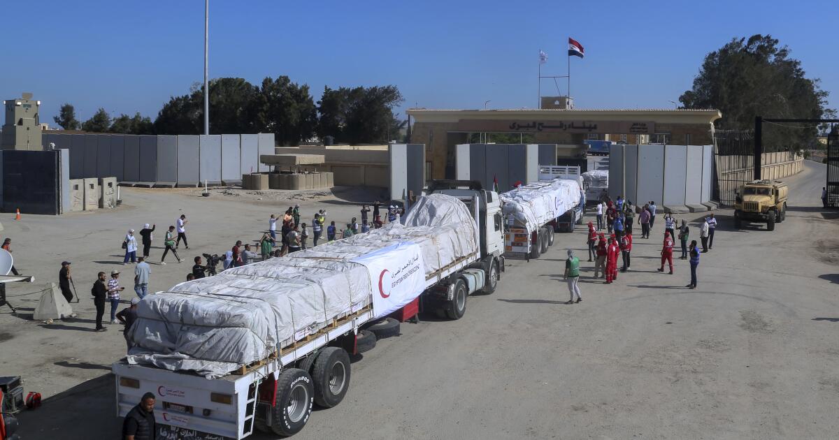 Opinion: The problem with getting more humanitarian aid into Gaza Opinion: The problem with getting more humanitarian aid into Gaza