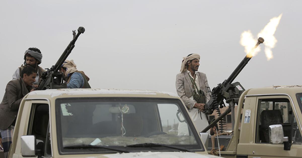 Un missile tiré par les rebelles Houthis touche un pétrolier battant pavillon norvégien