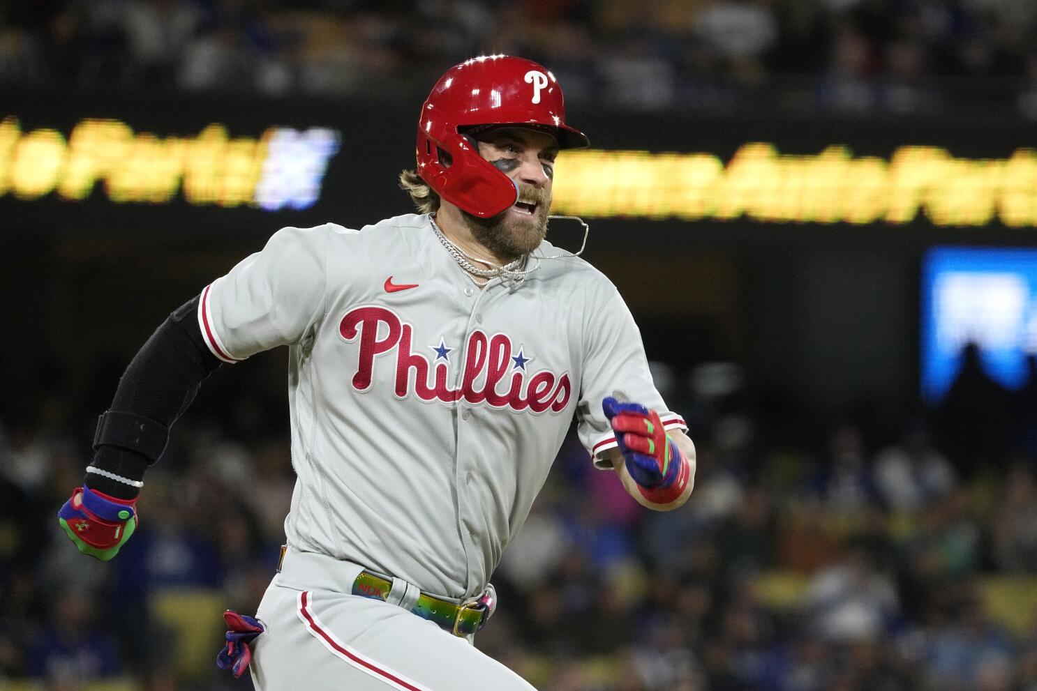 Bryce Harper returns to the Phillies' lineup after missing 1 game