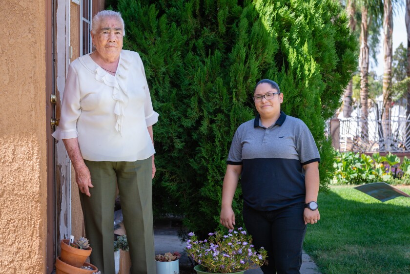 Carmen Quintero, right, and her grandmother, Teresa Carapia. 