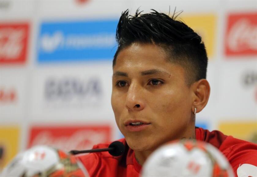 El jugador peruano de fútbol, Raul Ruidíaz, ofrece una rueda de prensa. EFE/Archivo