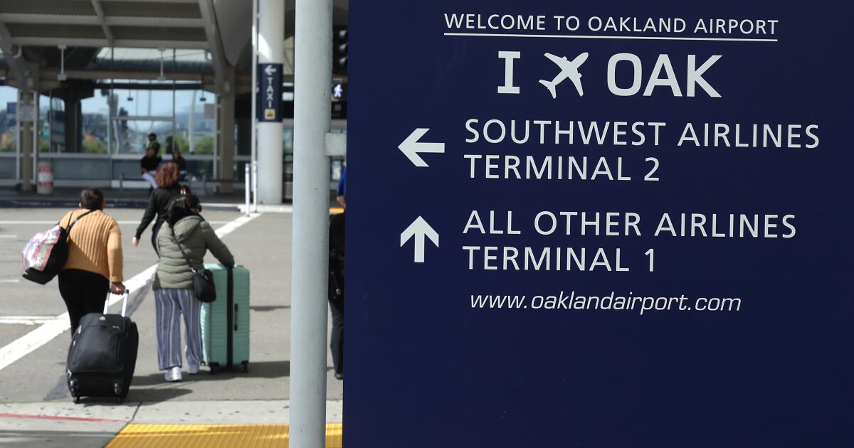 San Francisco sues Oakland over plans to change name of airport