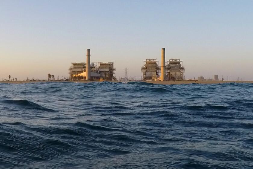 Poseidon Water plans to build a seawater desalination plant next to the AES Huntington Beach Generating Station.
