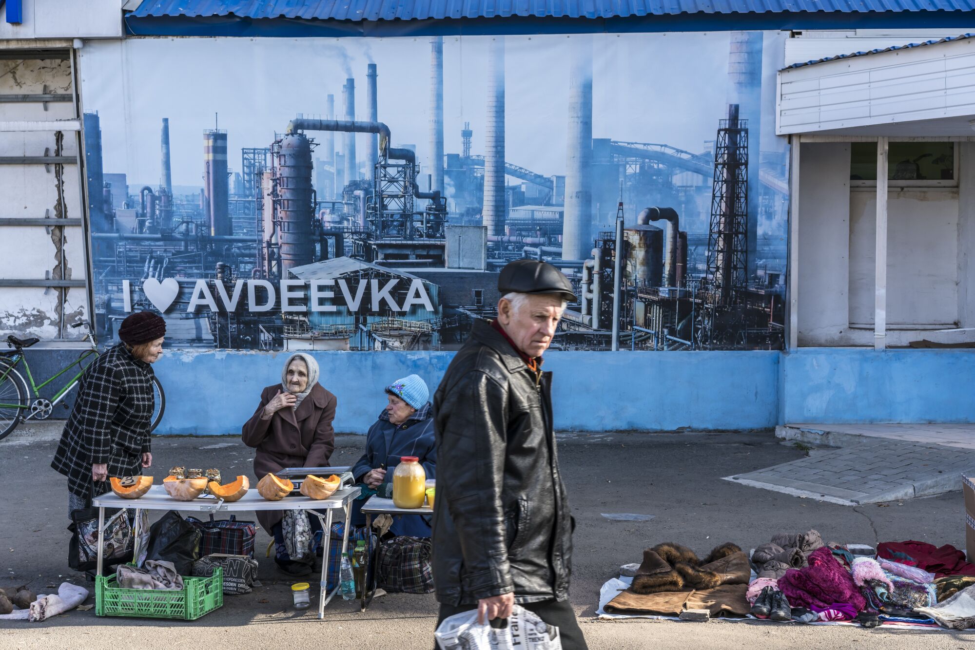 A street market at the Avdiivka Central City Hospital in Ukraine