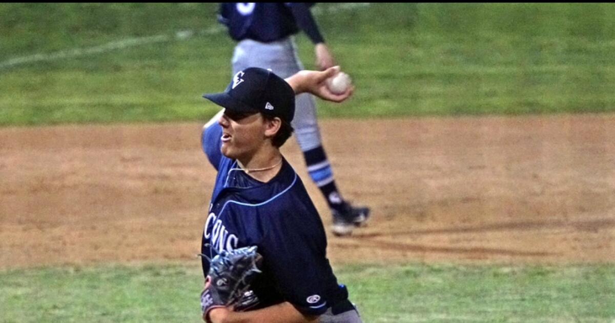 Column: Colin Moore deals with Type 1 diabetes while dealing on the mound