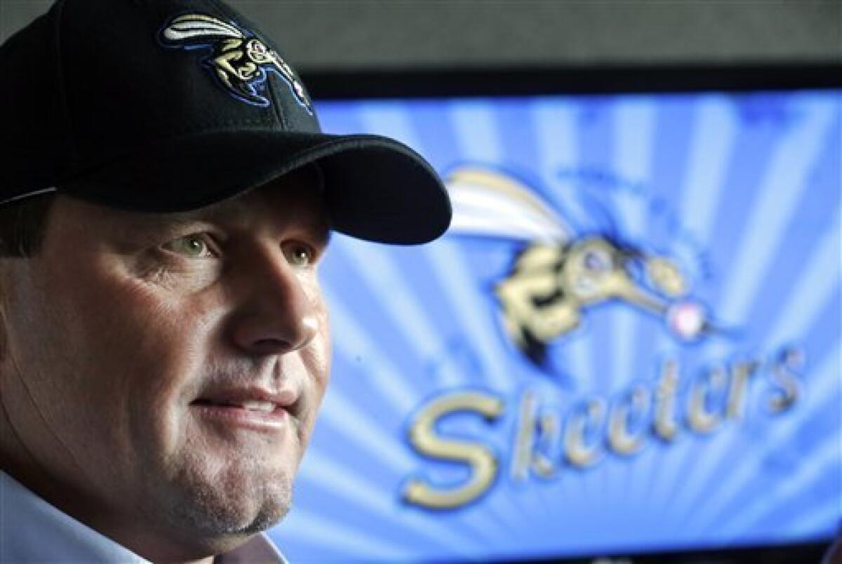 Roger Clemens Starts for Minor League Sugar Land Skeeters - The New York  Times