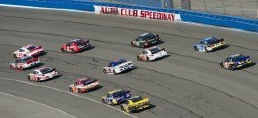 Kyle Larson leads Nationwide race into Turn 2