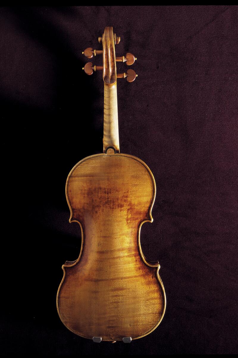 The back and stem of the Alcantara Stradivarius violin.