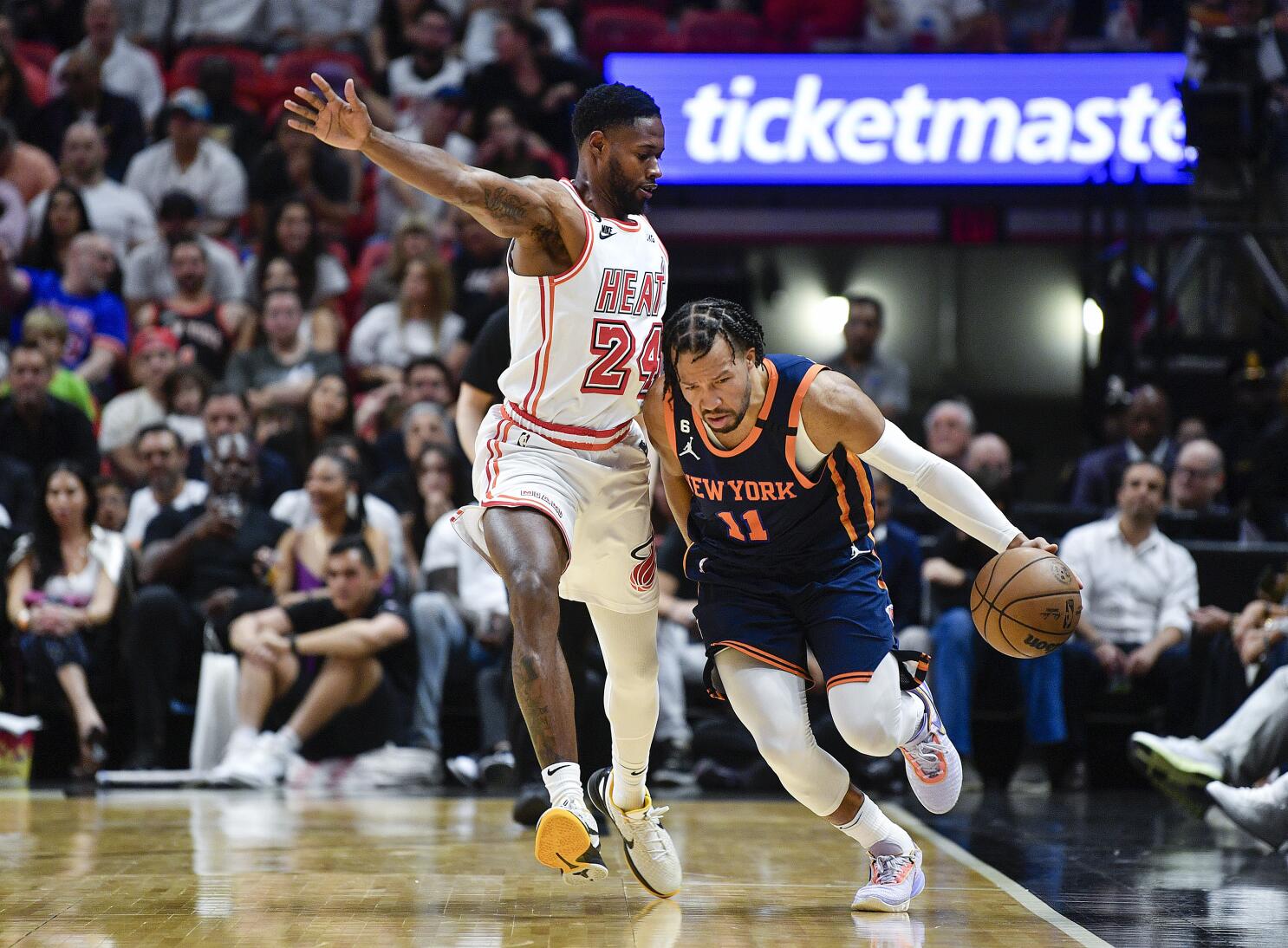 Knicks Knocked Out of Playoffs in Game 6 Loss to Miami Heat - The New York  Times