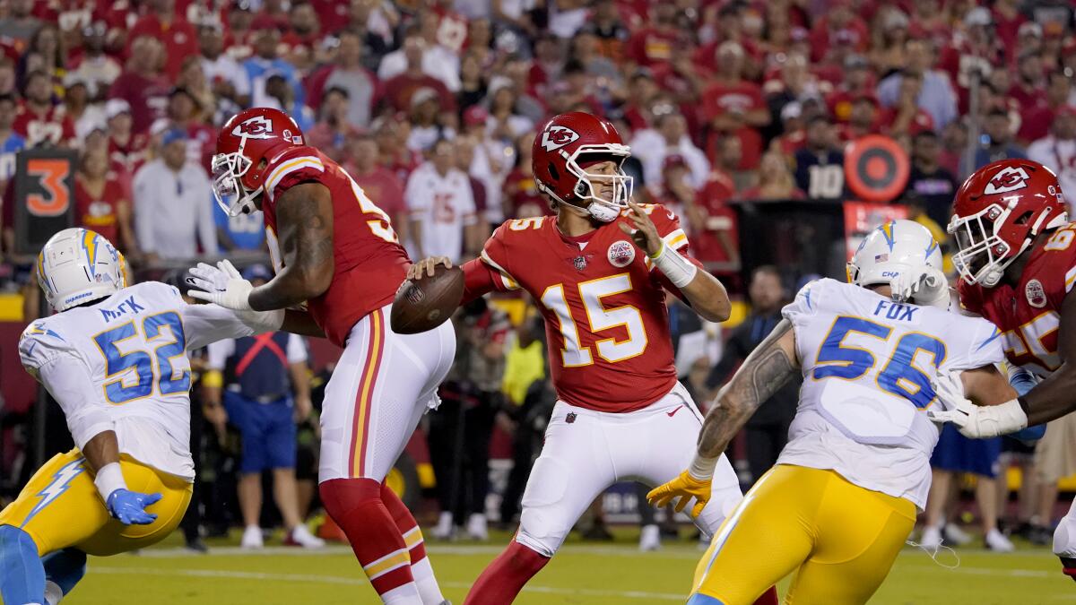 Chargers vs. Chiefs: How the teams match up - Los Angeles Times