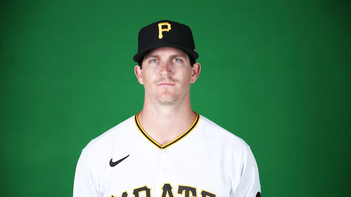 Well-traveled McKenna now a Pirates' record-holder