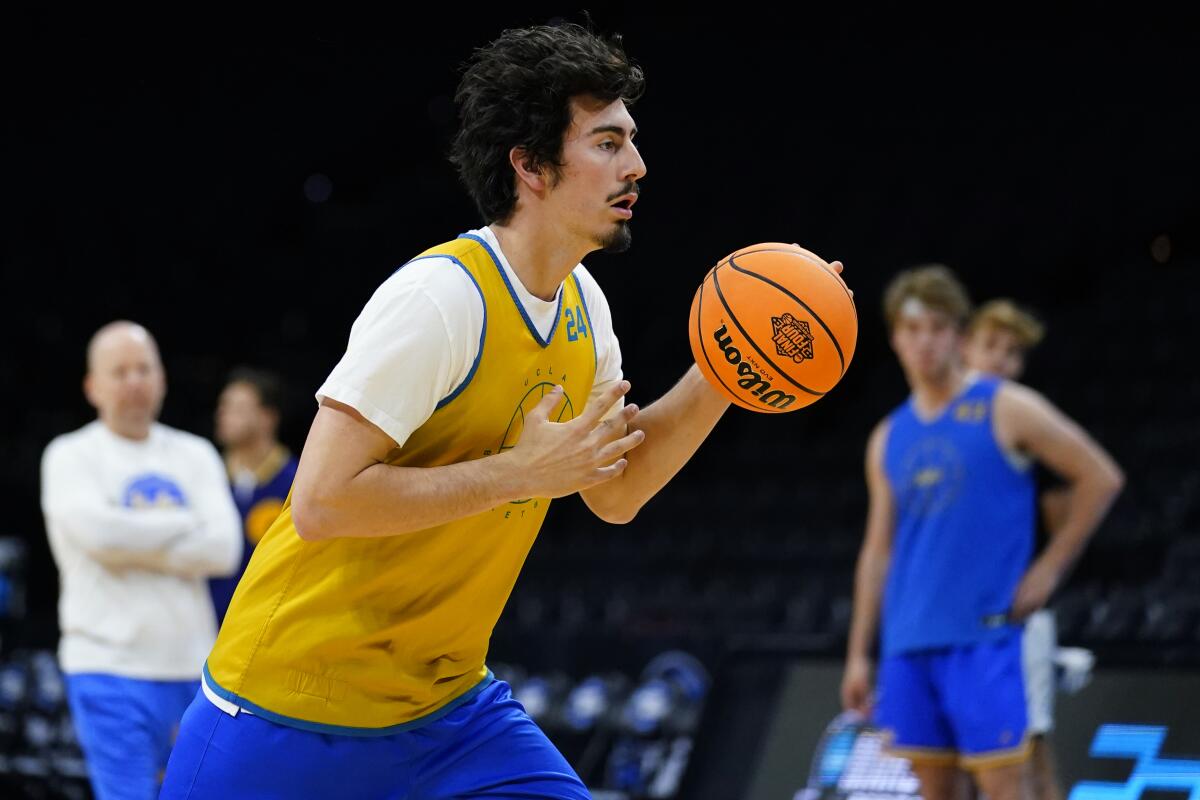 UCLA's Jaime Jaquez Jr. practices for the NCAA tournament.