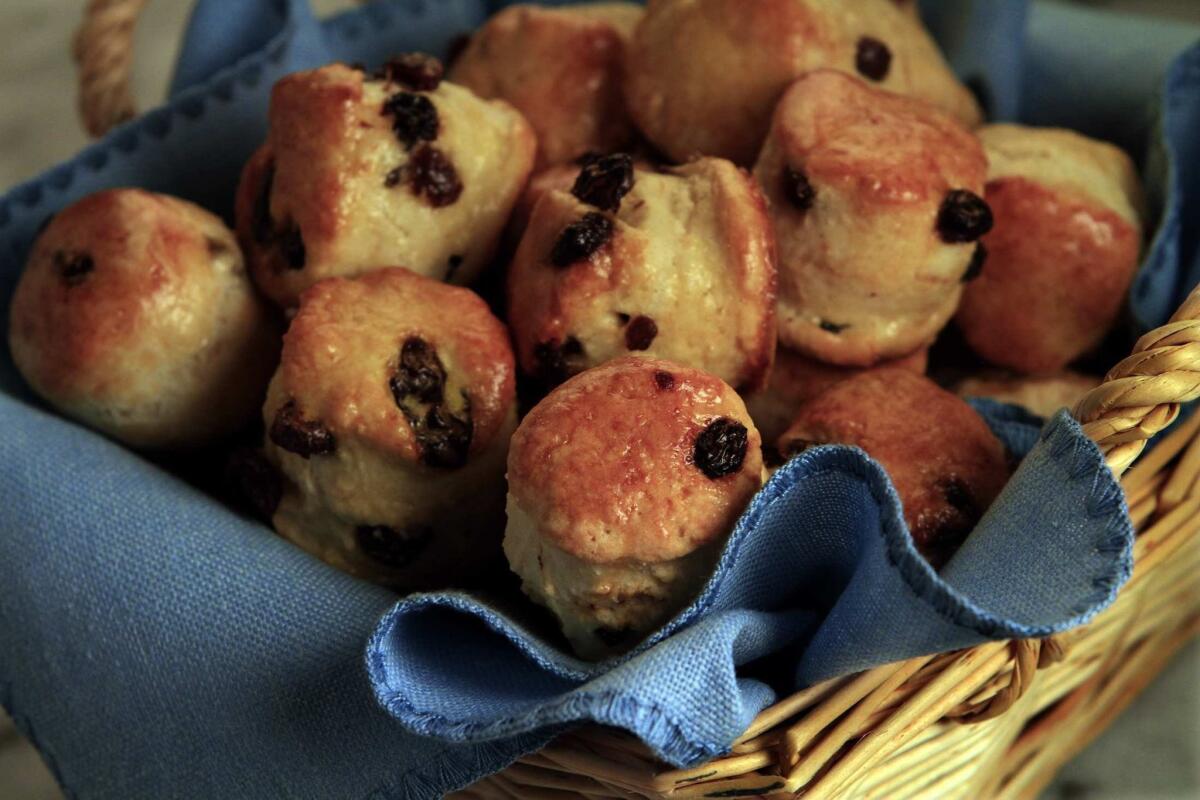 These adorable scones, delicate, flaky and not overly sweet, may look small, but they pack a lot of flavor. Read the recipe »