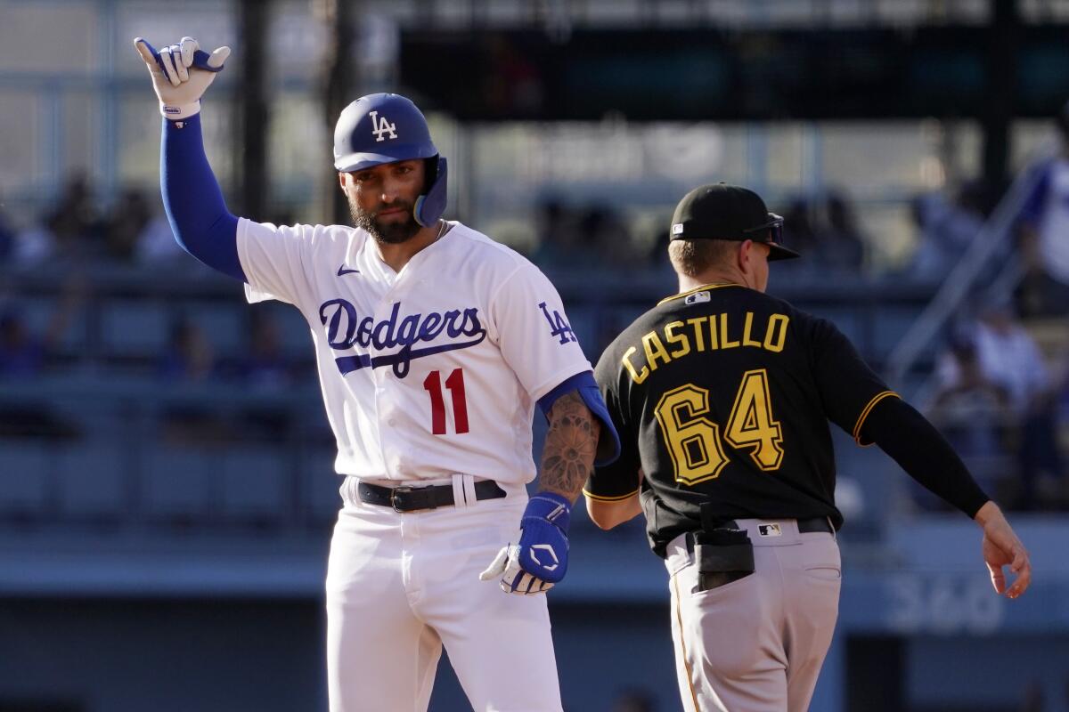 Dodgers beat Padres 4-0, make statement with 3-game sweep