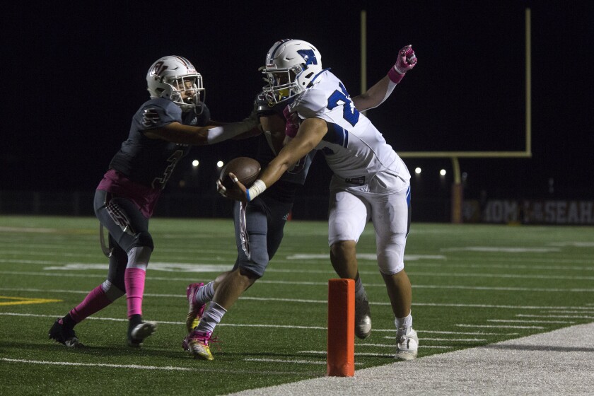 tn-dpt-sp-hb-ocean-view-western-football-20191018.04.jpg