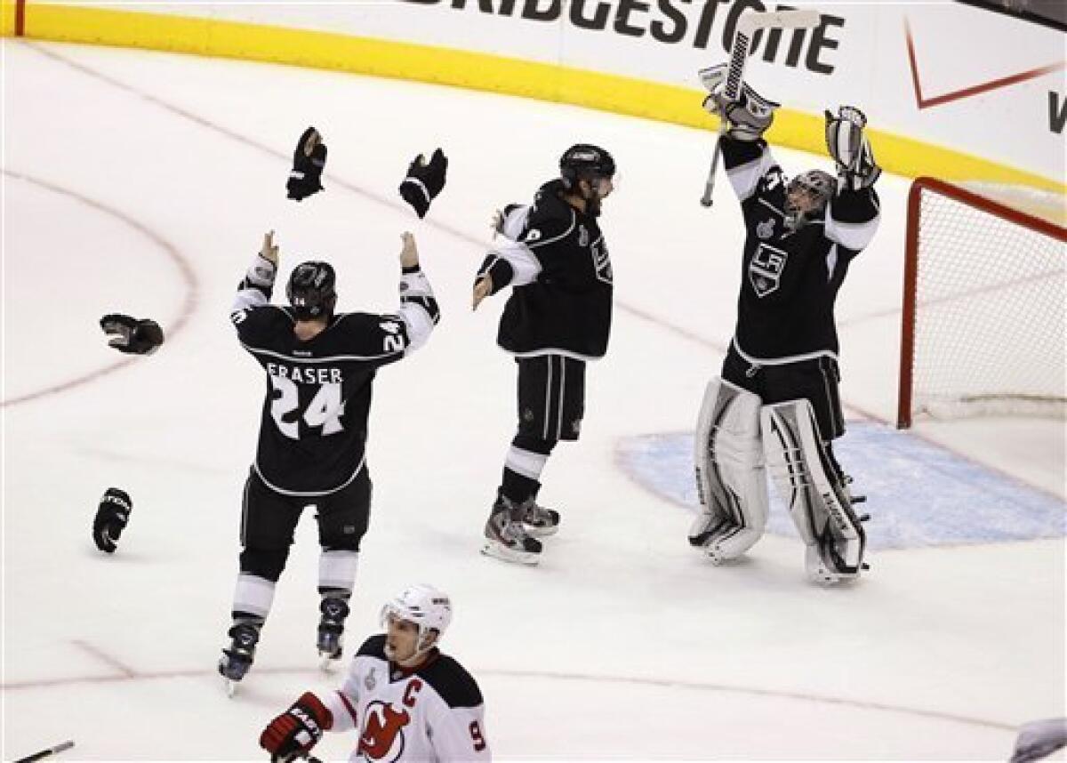 STANLEY CUP FINALS: Hamden's Jonathan Quick, Kings close out Devils for  first NHL championship