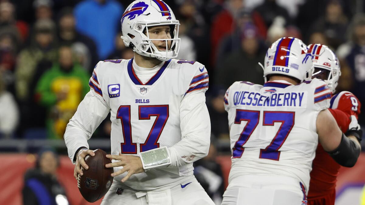 NFL picks Week 14 2020: Steelers, Bills in matchup of AFC contenders