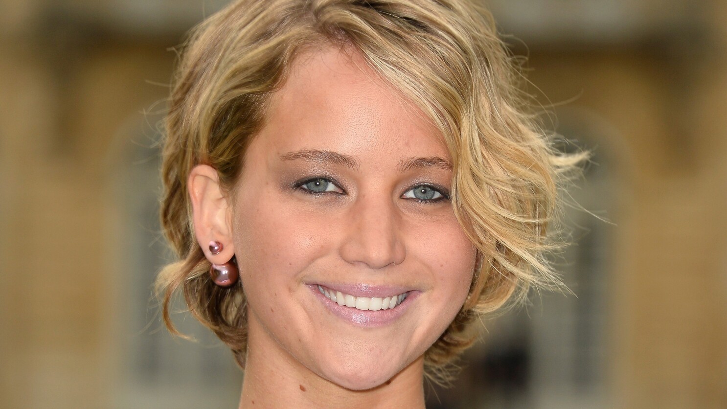 Lawrence photos leaked jennifer Jennifer Lawrence