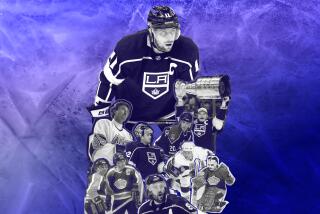 Brown immortalized by Kings' statue, induction into U.S. Hockey Hall of  Fame