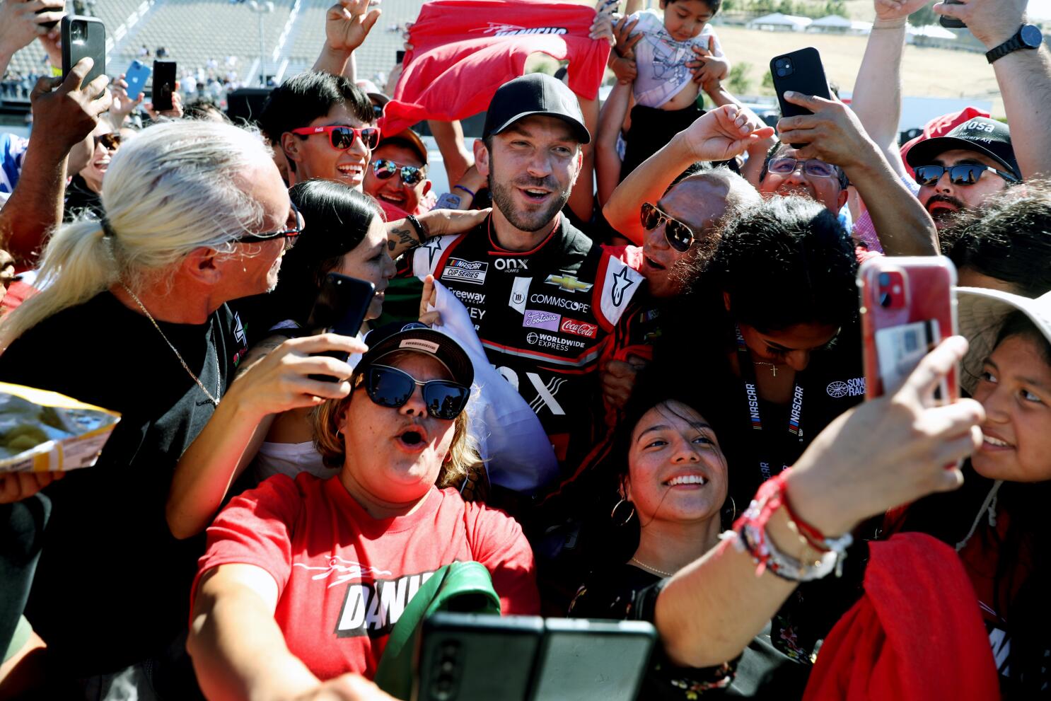 Mexico’s Daniel Suarez is first Latin driver to win NASCAR title as  he clinches Xfinity crown - Los Angeles Times