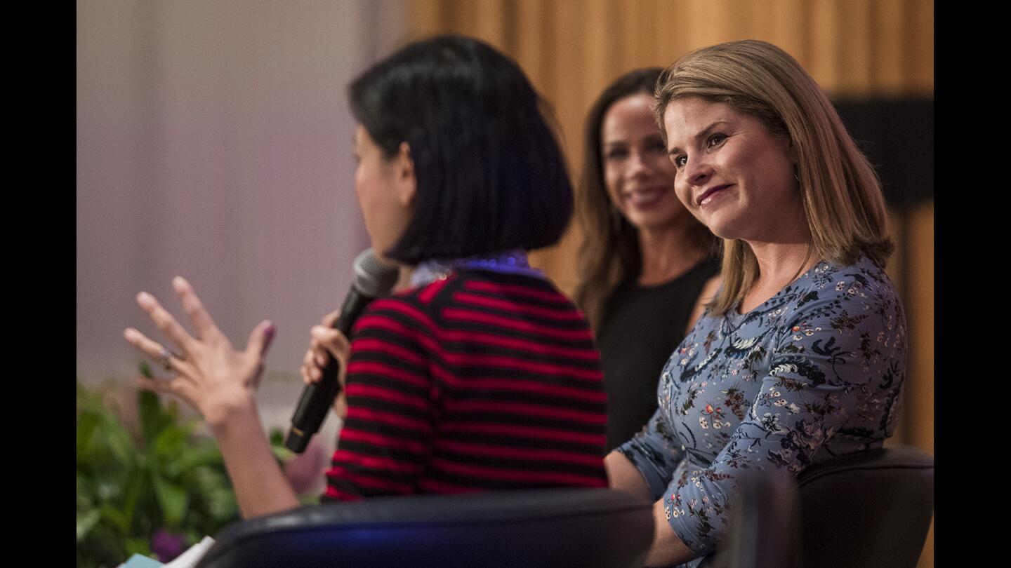 Photo Gallery: Barbara Pierce Bush Jenna Bush Hager promote their new book