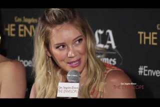 'Younger': Hilary Duff as Kelsey is 'slightly scared to be single on the show'