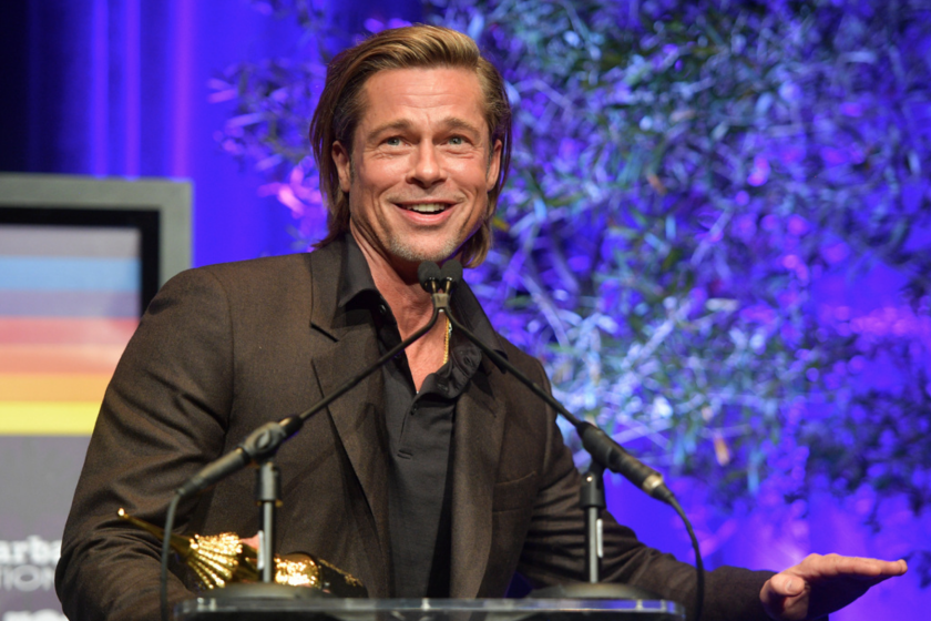 Brad Pitt al m omento recibir su homenaje en el Festival de Cine de Santa Bárbara.