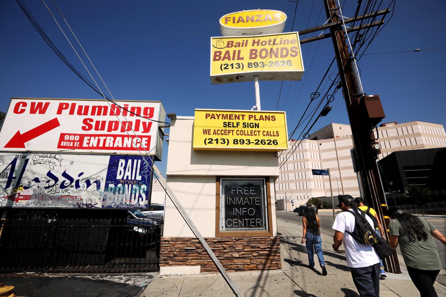 Editorial: Leaders aren't leading on L.A. bail reform