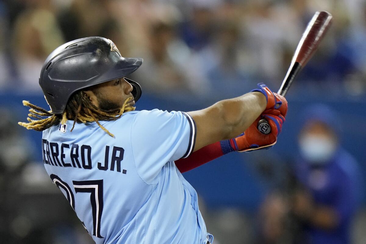 Guerrero drives in 3 to lead Blue Jays to rout of Rays on Canada Day