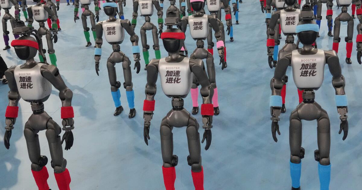 Chinese humanoid robots break human records, including Usain Bolt's - Image 1
