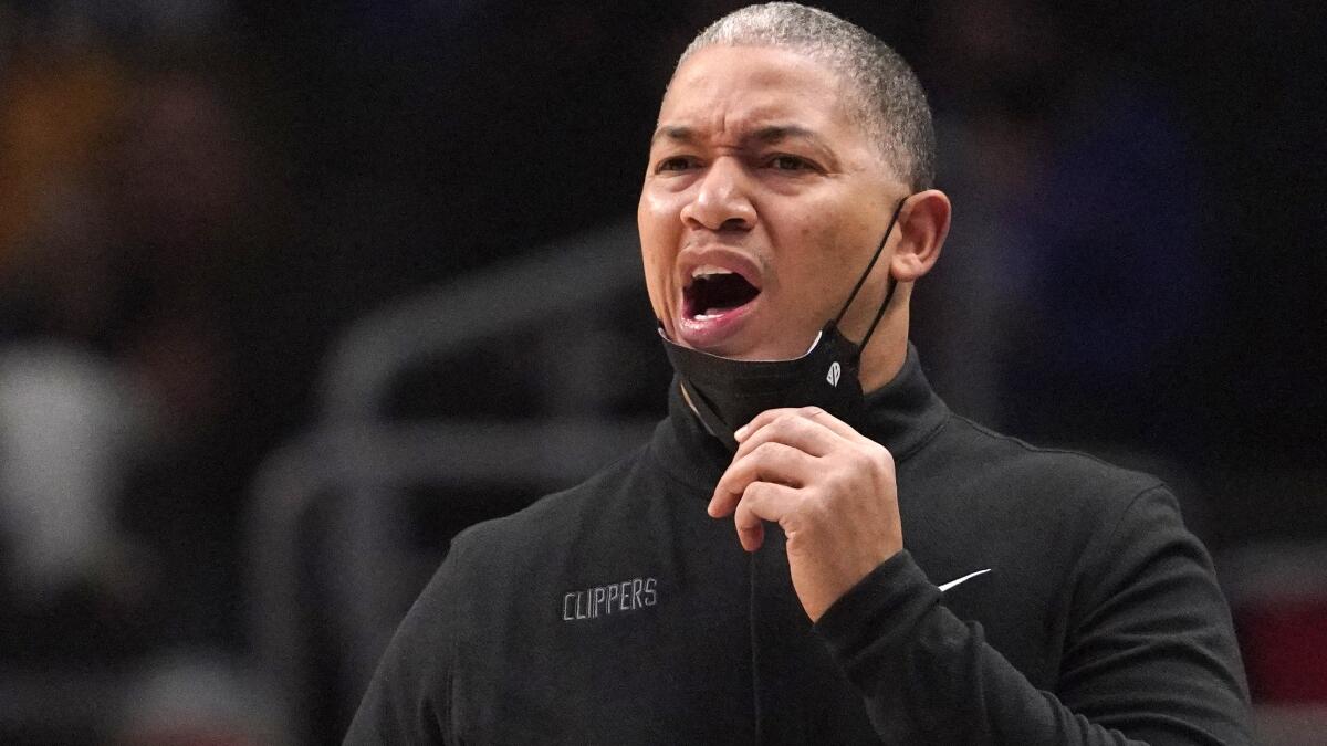 How Tyronn Lue gained the trust and respect of superstars - Los Angeles  Times