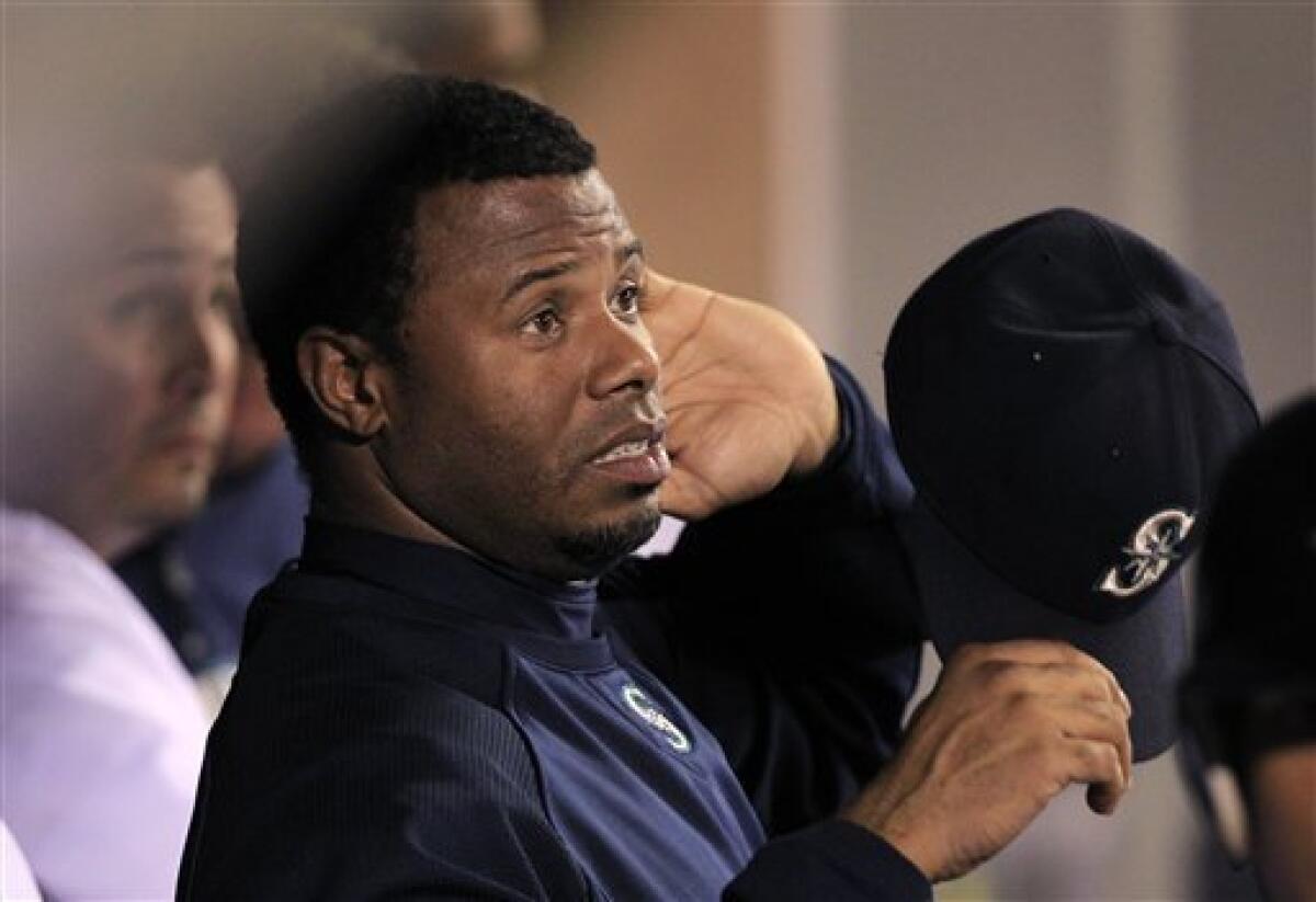 On this day: Ken Griffey Jr. retires from baseball in 2010 – KIRO 7 News  Seattle