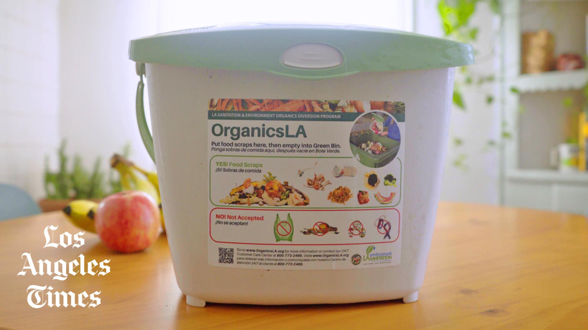 I Found a Countertop Compost Bin That Really, Truly Traps Any Bad