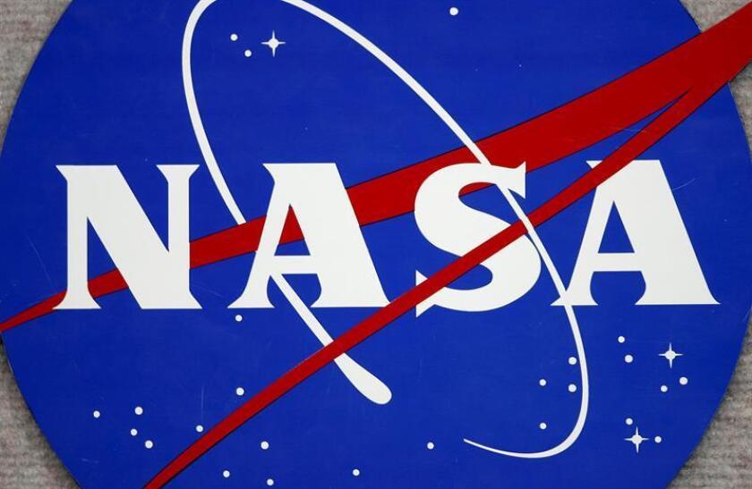 Imagen del logo de la NASA en el Centro Espacial Johnson en Houston (EEUU). EFE/Archivo