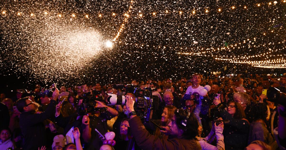 After Sydney Terror Attack, Panisades HANUKAKAH RUNGEATION ‘all about hope’ After Sydney Terror Attack, Panisades HANUKAKAH RUNGEATION ‘all about hope’