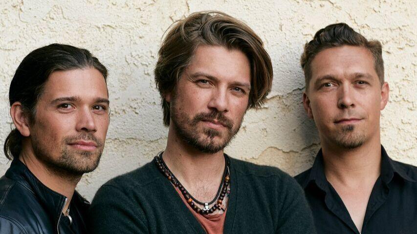 Why Hanson Decided To Go Solo For 'Red Green Blue' — And How They Found  Togetherness Because Of It