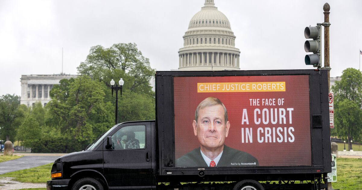 News Analysis: Chief Justice Roberts has a Clarence Thomas problem News Analysis: Chief Justice Roberts has a Clarence Thomas problem