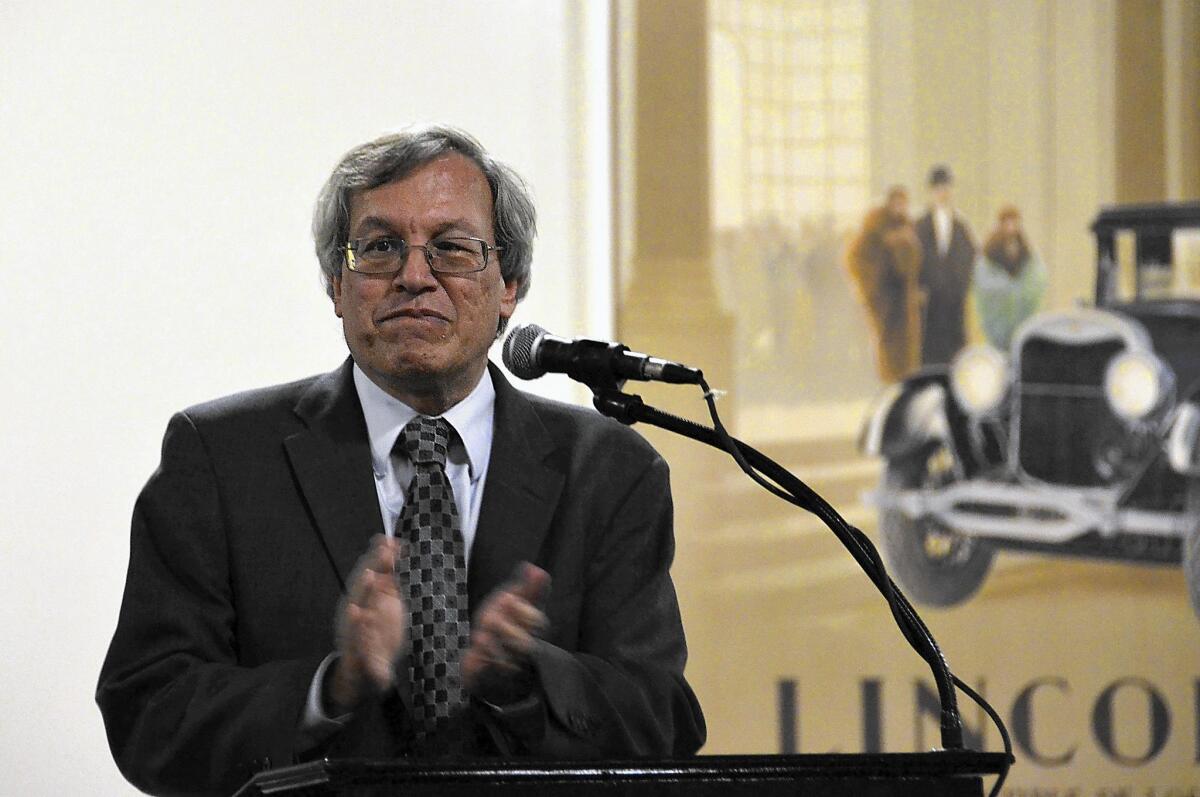 UCI law school Dean Erwin Chemerinsky is among the signers of a letter this week asking for a federal investigation of the Orange County district attorney's office and Orange County Sheriff's Department over their use of jailhouse informants.